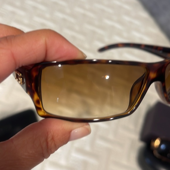 Authentic Gucci Sunglasses (see pics for details ) - Picture 3 of 12